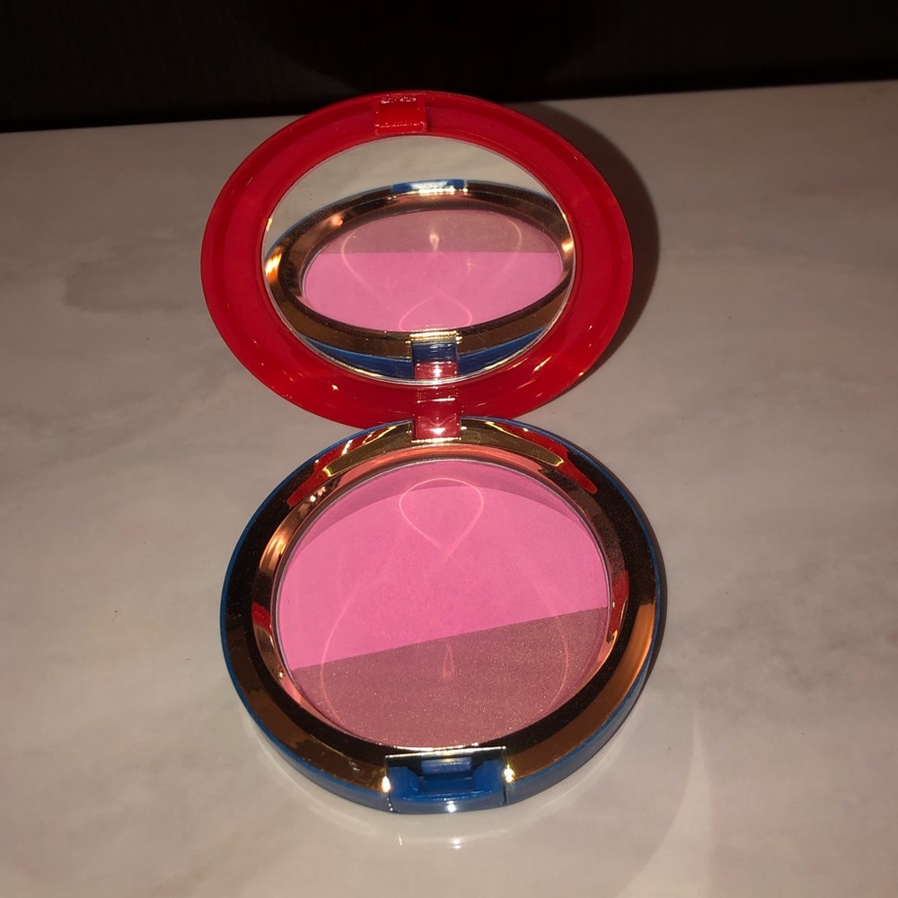 Brand new “Wonder Woman” blush!